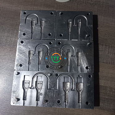 Two Pieces  Data Cable Mould Best Quality